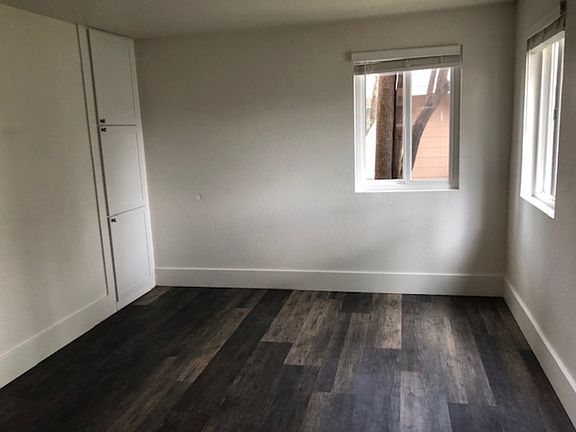 5th image of 4933 Eastside Rd