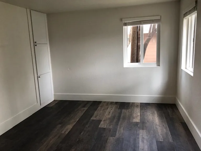 4933 Eastside Rd — Photo 5