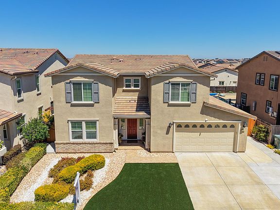 4th image of 2386 Stephen Robert Ln