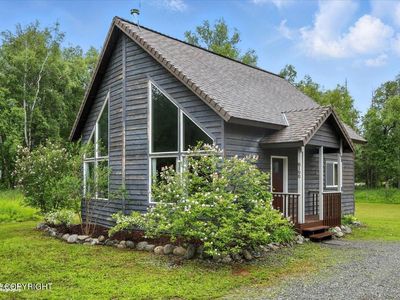 8100 N Lucky Shot Ln, Palmer, AK, 99645