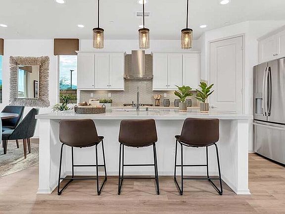 4th image of 66318 Lantana Ln
