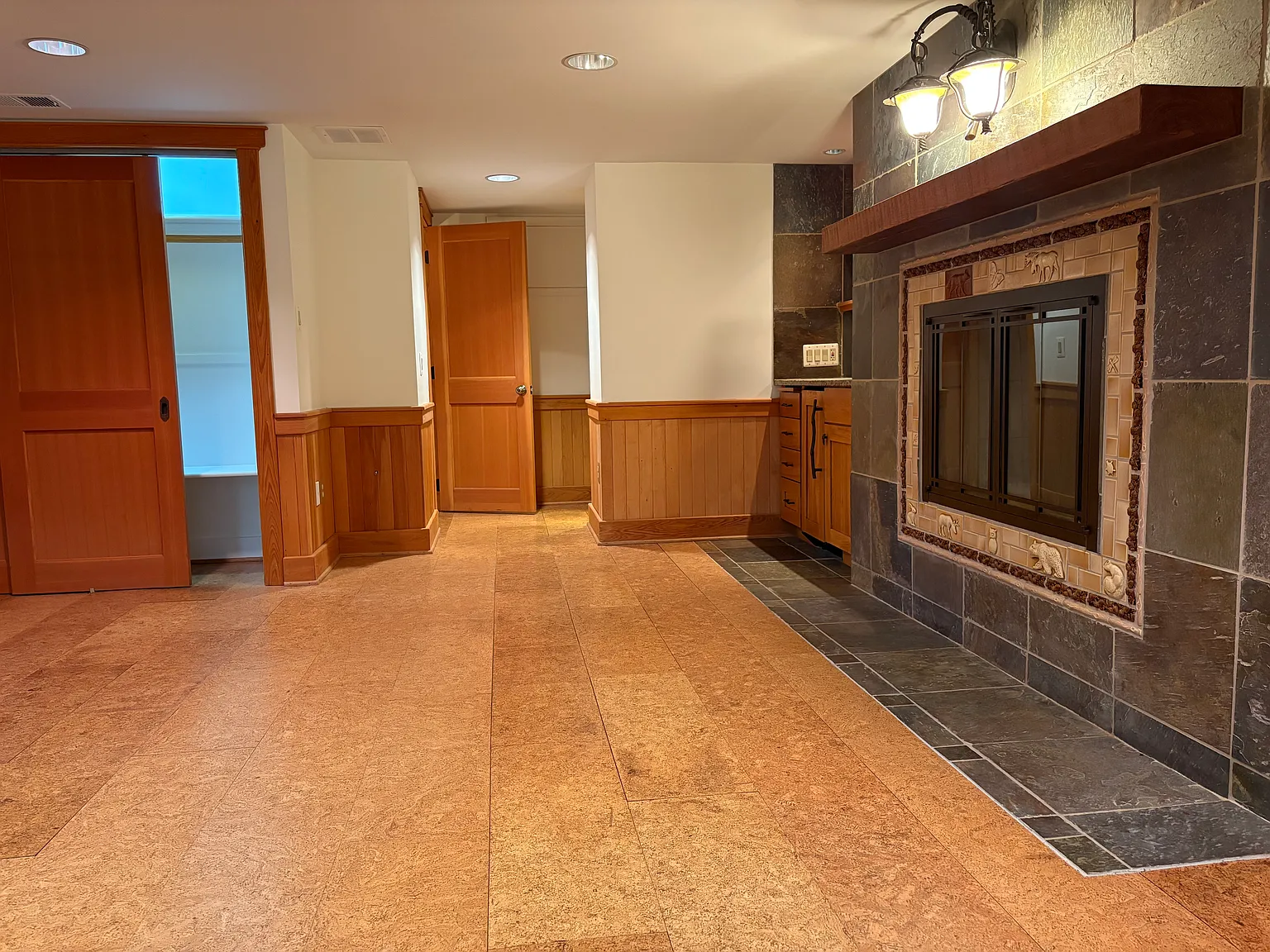 6662 Van Winkle Dr — Photo 4