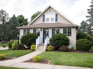 312 W Eliza St, Schoolcraft, MI 49087