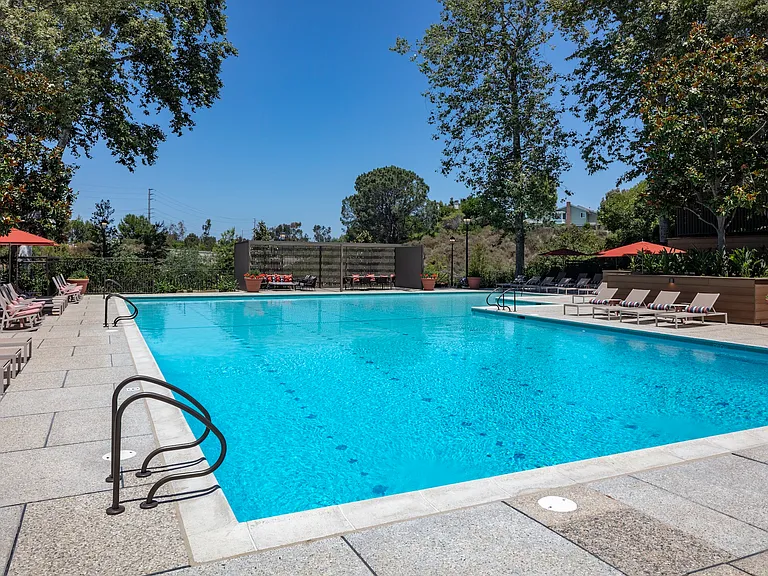 Baywood Apartment Homes — Photo 9