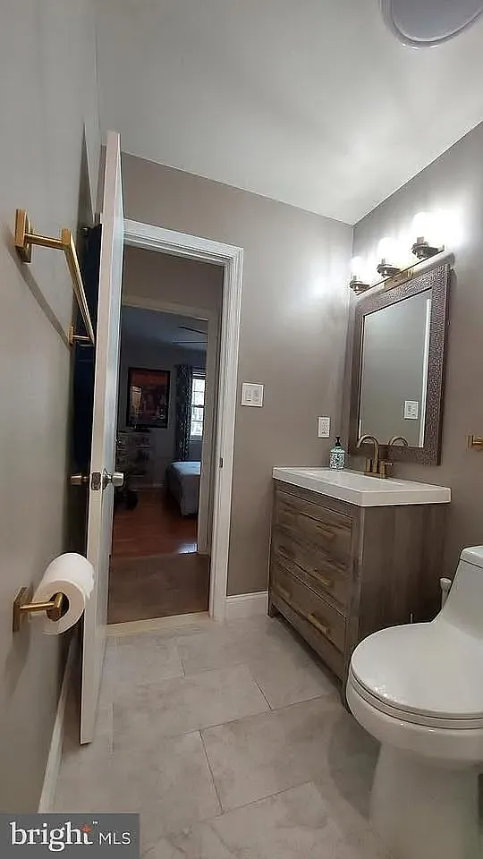 3 bed, 1366 sqft, $3,195 — Photo 3