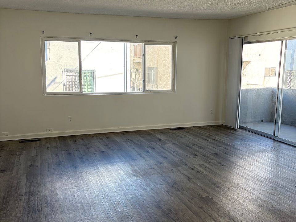 1st image of 1225 12th St APT 10