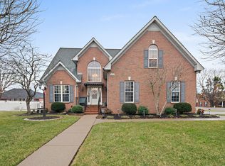 2502 Mission Ridge Dr, Murfreesboro, TN 37130