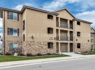 114 S Willow Circle Loop UNIT F, Lehi, UT 84043