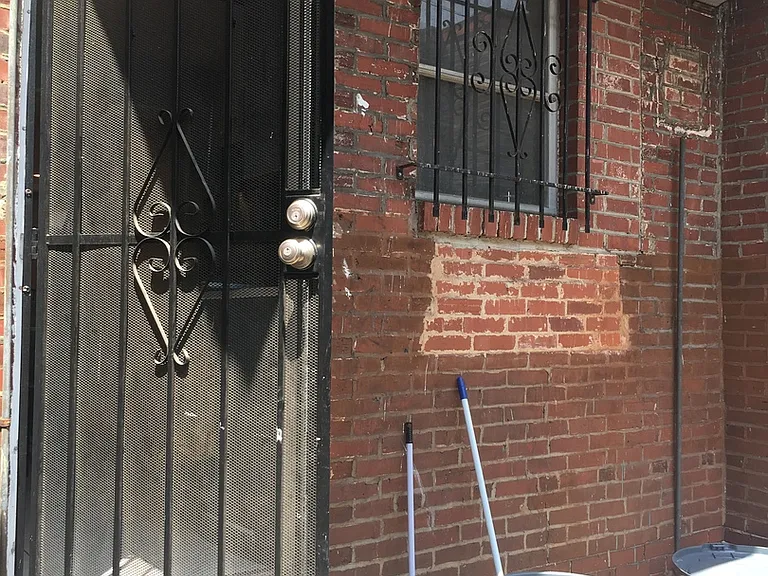 2051 S Garnet St — Photo 23