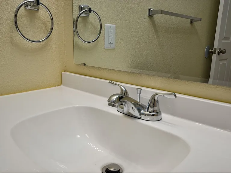 407 Judy St — Photo 31