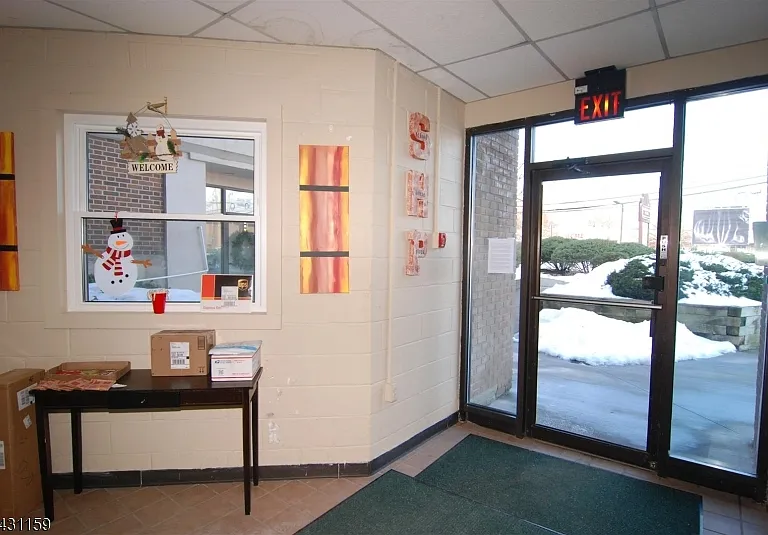 124 E Main St #209 — Photo 20
