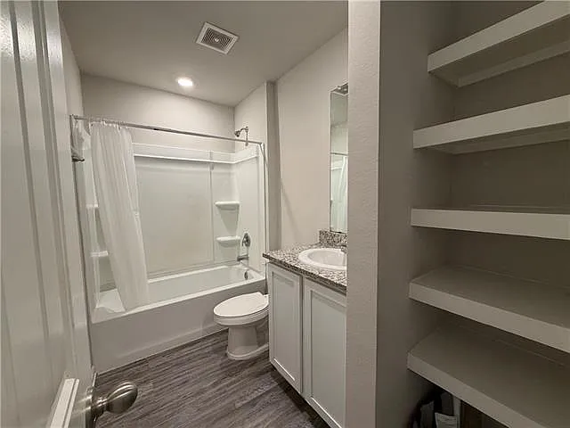 240 Pretty Acres Ave — Photo 14