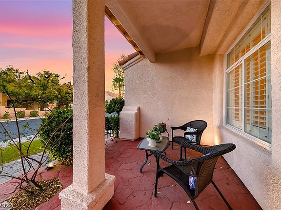 2nd image of 1729 Tesara Vista Pl