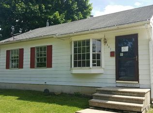407 W Main St, Mount Morris, IL 61054