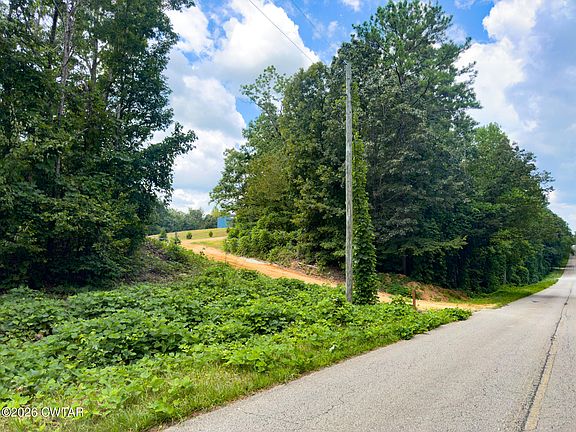 2nd image of 957 Holladay Rd