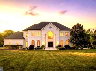 40163 Beacon Hill Dr, Leesburg, VA 20176