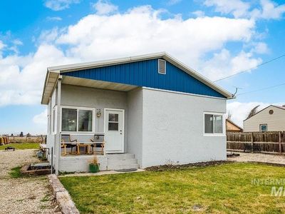 27 Kansas Ave, Homedale, ID, 83628