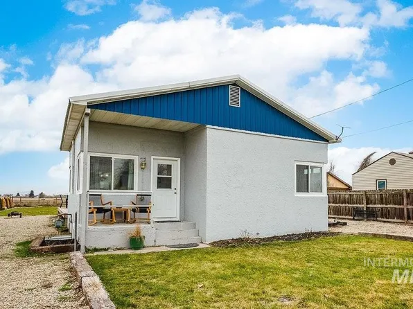 27 Kansas Ave, Homedale, ID 83628