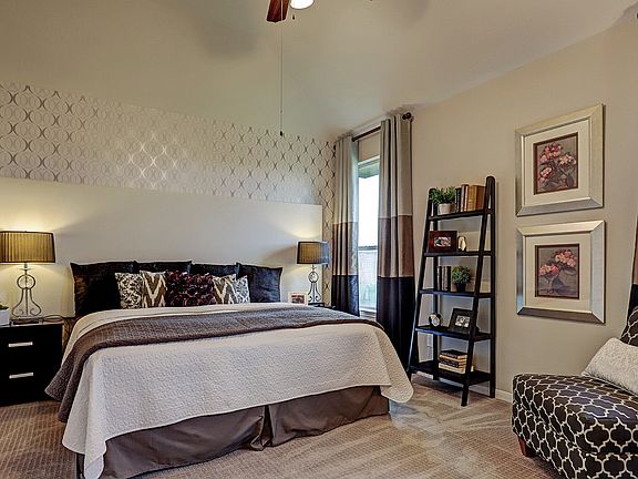 Private master bedroom