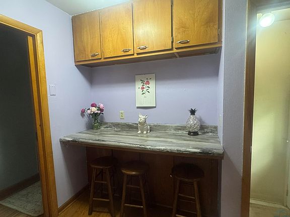 5th image of 2908 Grandview Blvd