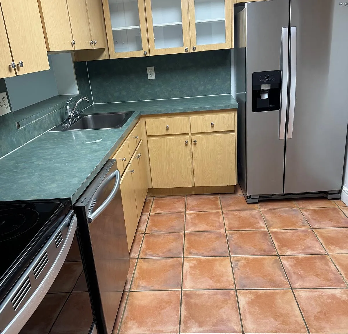 8700 SW 133rd Avenue Rd — Photo 2
