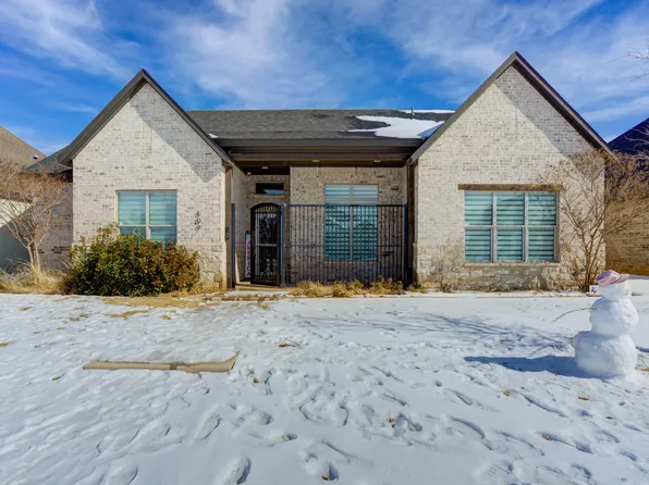609 Calvin Dr, Wolfforth, TX 79382