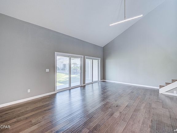 5th image of 5010 Hickory St