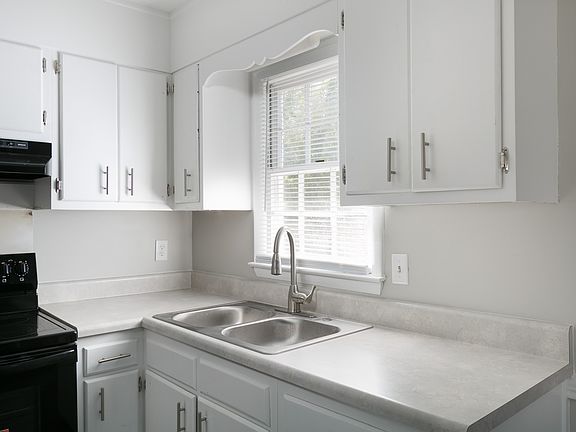5th image of 6413 Bretton Woods Dr