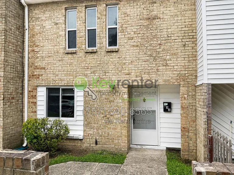 153 S Comanche Cluster — Photo 3