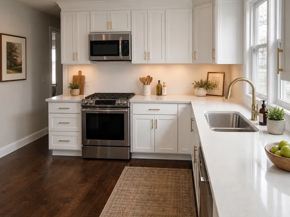 65 Bridge St #1, Fairhaven, MA 02719