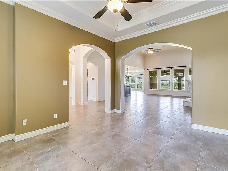 6241 Lago Vista Dr — Photo 25