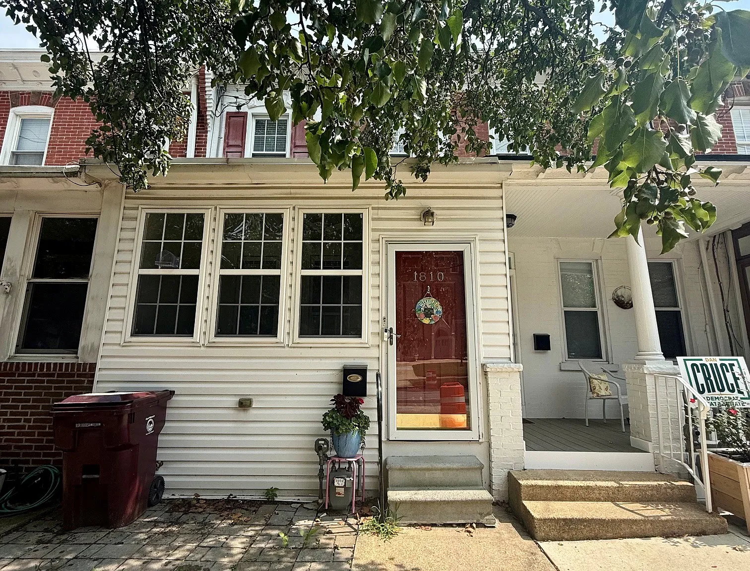 1810 Union - 1 — Photo 1