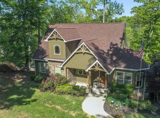 210 Lake Pines Rd, Jackson, GA 30233