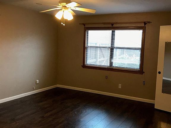 4th image of 1329 Paris Dr