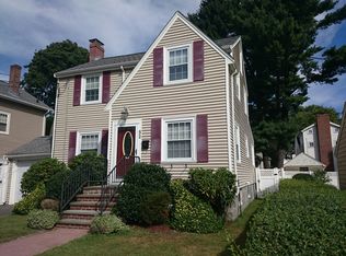 52 Courtney Rd, West Roxbury, MA 02132