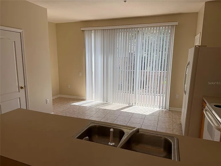 3146 Bayshore Oaks Dr — Photo 6