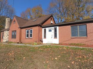 42 Derrick Ave, Troy, NY 12180