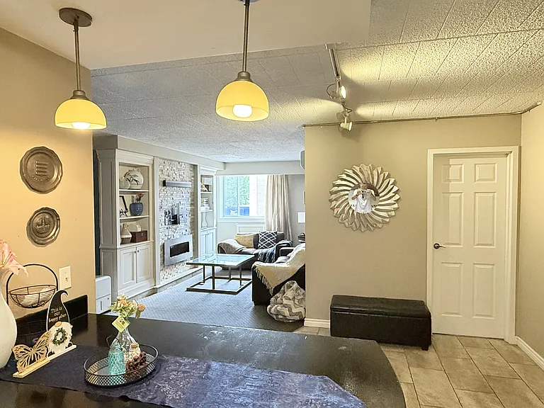 360 Tecumseh Rd W #302 — Photo 5
