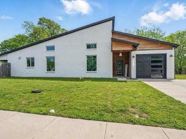 3901 Sayle St, Greenville, TX 75401