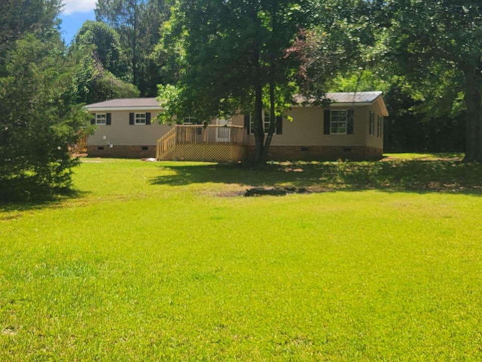 1st image of 22 Lakeview Rd