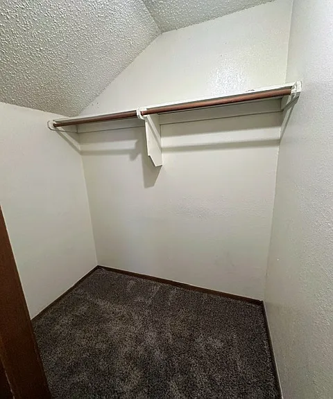 225 Bull Run St #B — Photo 16