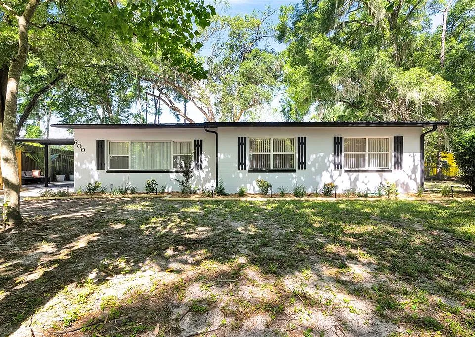 600 NW 36th Dr