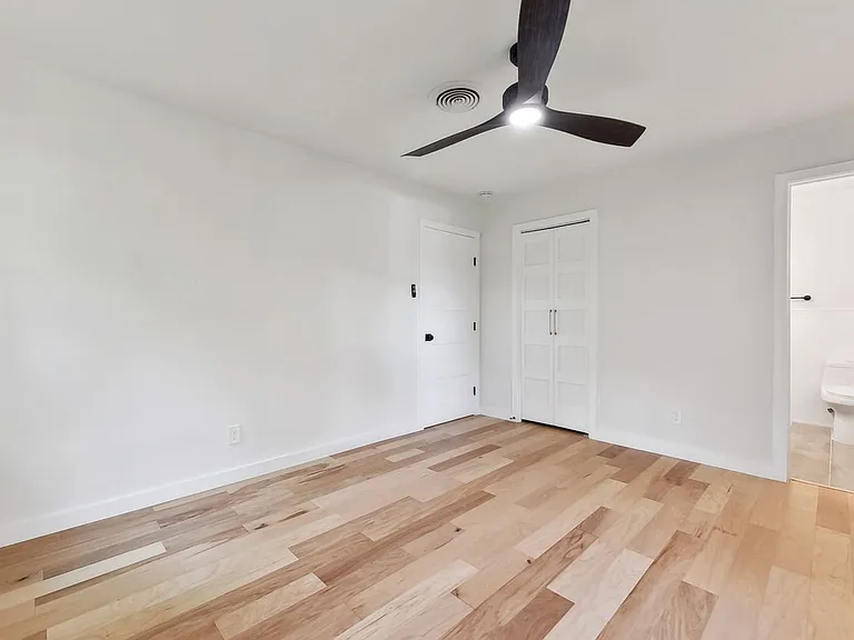 11900 Dove Haven Dr — Photo 5