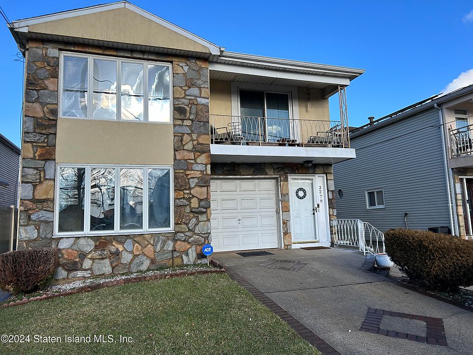 1st image of 3279 Victory Blvd #1