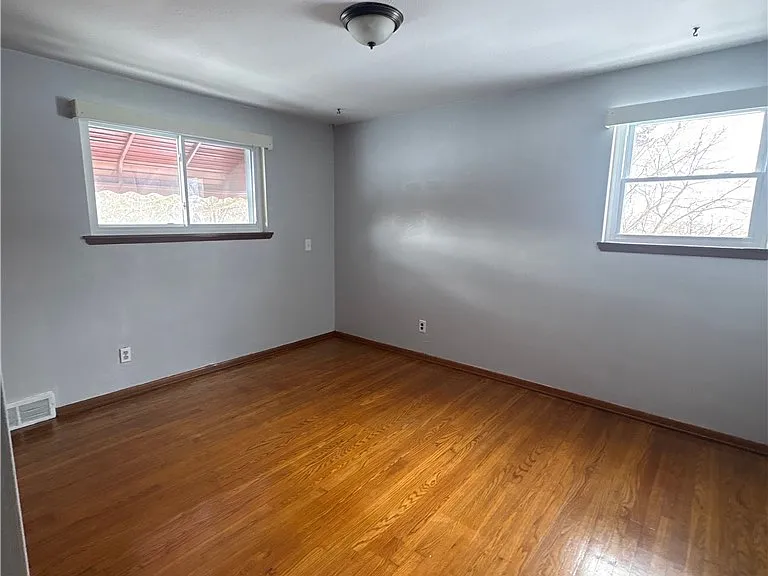25542 Concord Dr — Photo 6