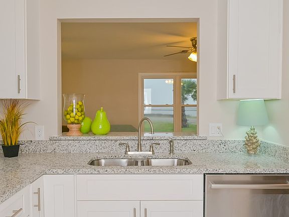 4th image of 1001 Cape Velero Dr