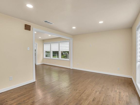 5th image of 1605 Pine St