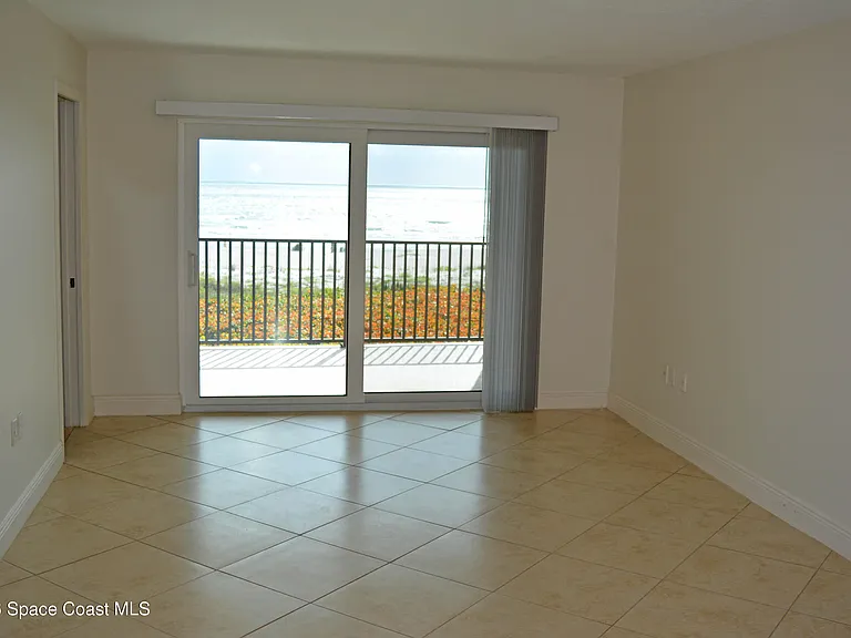 8500 Ridgewood Ave #304 — Photo 16