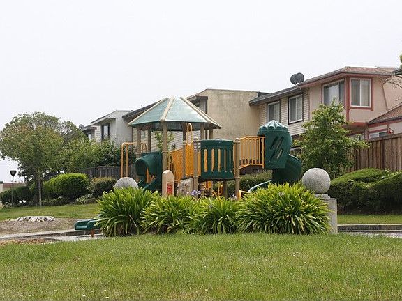 2nd image of 3873 Kent Way
