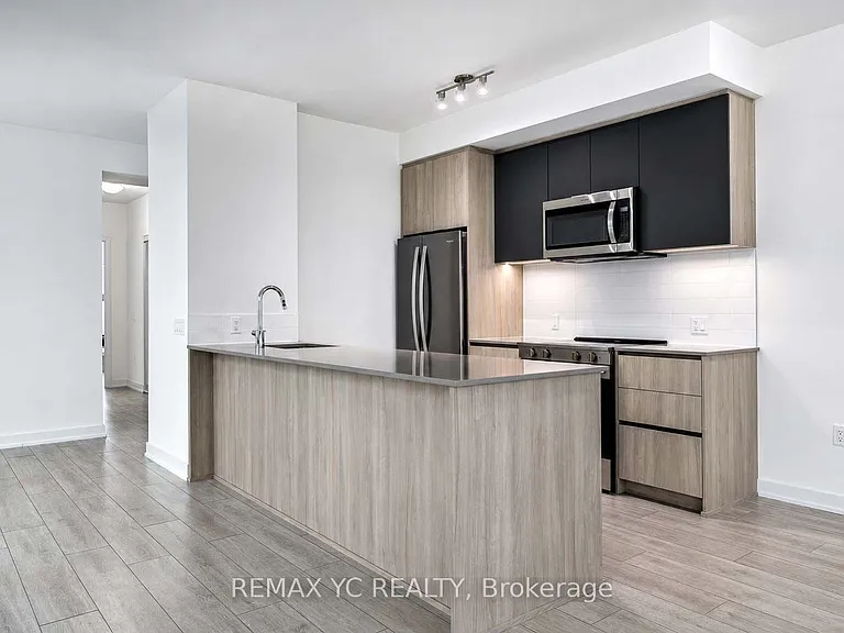 5858 Yonge St #1022 — Photo 9
